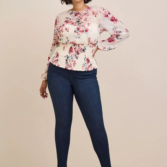 Torrid Bombshell Skinny Premium Stretch High-Rise Jean - size 22 ExTall - NWT - Picture 2 of 5